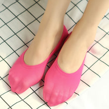 Laden Sie das Bild in den Galerie-Viewer, 10 Pairs Women Sock Hidden Socks