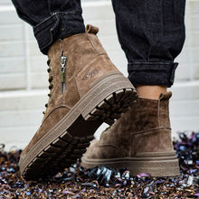 Laden Sie das Bild in den Galerie-Viewer, slip resistant sneakers