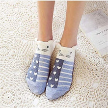 Laden Sie das Bild in den Galerie-Viewer, 16pairs Women's Cute Cartoon Boat Socks