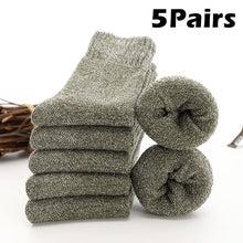 Laden Sie das Bild in den Galerie-Viewer, 5Pairs Wool Sock Plush Boots Tube Sock