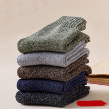 Laden Sie das Bild in den Galerie-Viewer, 5Pairs Wool Sock Plush Boots Tube Sock