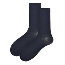 Laden Sie das Bild in den Galerie-Viewer, Socks