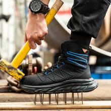 Laden Sie das Bild in den Galerie-Viewer, black work boots womens