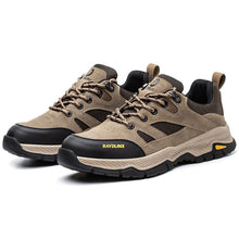 Laden Sie das Bild in den Galerie-Viewer, steel toe sneakers