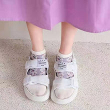 Laden Sie das Bild in den Galerie-Viewer, 8 Pairs Women's Floral Socks Ankle Socks