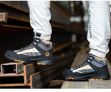 Load image into Gallery viewer, Boots steel toe Men's Safety Toe Work Shoe | D723