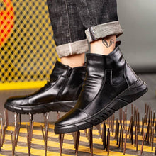 Laden Sie das Bild in den Galerie-Viewer, Composite toe shoes for men waterproof Boots steel toe Work Shoe | XD8666