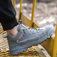 Carica l'immagine nel visualizzatore Galleria, Insulated electrical work shoes Puncture-Proof Safety Shoes Indestructible | JB672