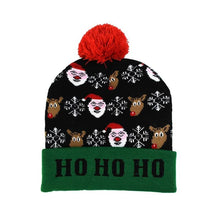 Laden Sie das Bild in den Galerie-Viewer, LED Christmas Hat Sweater Knitted Beanie