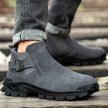 Laden Sie das Bild in den Galerie-Viewer, comfortable work shoes Light steel head safety | RF2068