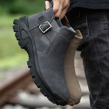 Laden Sie das Bild in den Galerie-Viewer, comfortable work shoes Light steel head safety | RF2068