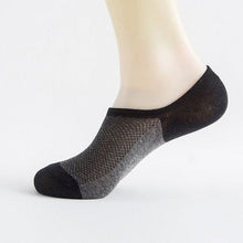Carica l&#39;immagine nel visualizzatore Galleria, 10 Pairs Men Socks Non-slip Durable Mens Athletic Socks
