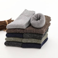 Load image into Gallery viewer, 5 Pairs Wool Socks Mens Warm Winter Socks Wool Hiking Socks
