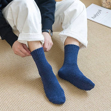 Cargar imagen en el visor de la Galería, 5 Pairs Wool Socks Mens Warm Winter Socks Wool Hiking Socks
