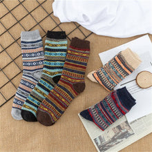 Charger l&#39;image dans la visionneuse de la galerie, 5-Pairs Wool Socks Winter Warm Cozy Athletic Socks Long Socks
