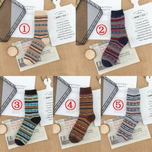 Charger l&#39;image dans la visionneuse de la galerie, 5-Pairs Wool Socks Winter Warm Cozy Athletic Socks Long Socks

