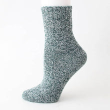 Laden Sie das Bild in den Galerie-Viewer, socks  wool
