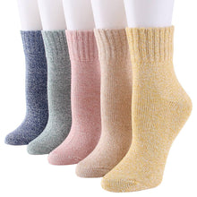 Laden Sie das Bild in den Galerie-Viewer,  warm socks
