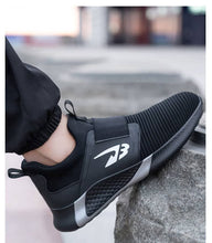 Cargar imagen en el visor de la Galería, Indestructible Safety Shoes Light Non-Slip Breathable Shoes Steel Toe Puncture Proof | RYDER781
