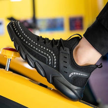 Laden Sie das Bild in den Galerie-Viewer, Large sizes Safety Shoes Indestructible Anti-piercing steel toe sneakers | FZ-85
