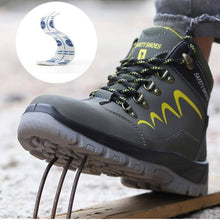 Carica l&#39;immagine nel visualizzatore Galleria, Waterproof Anti-Smashing Steel Toe Work Boots | JB606
