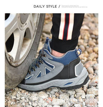 Laden Sie das Bild in den Galerie-Viewer, Welder boots Winter Steel Toe Cap Protective Work Shoes Short Boots | 550
